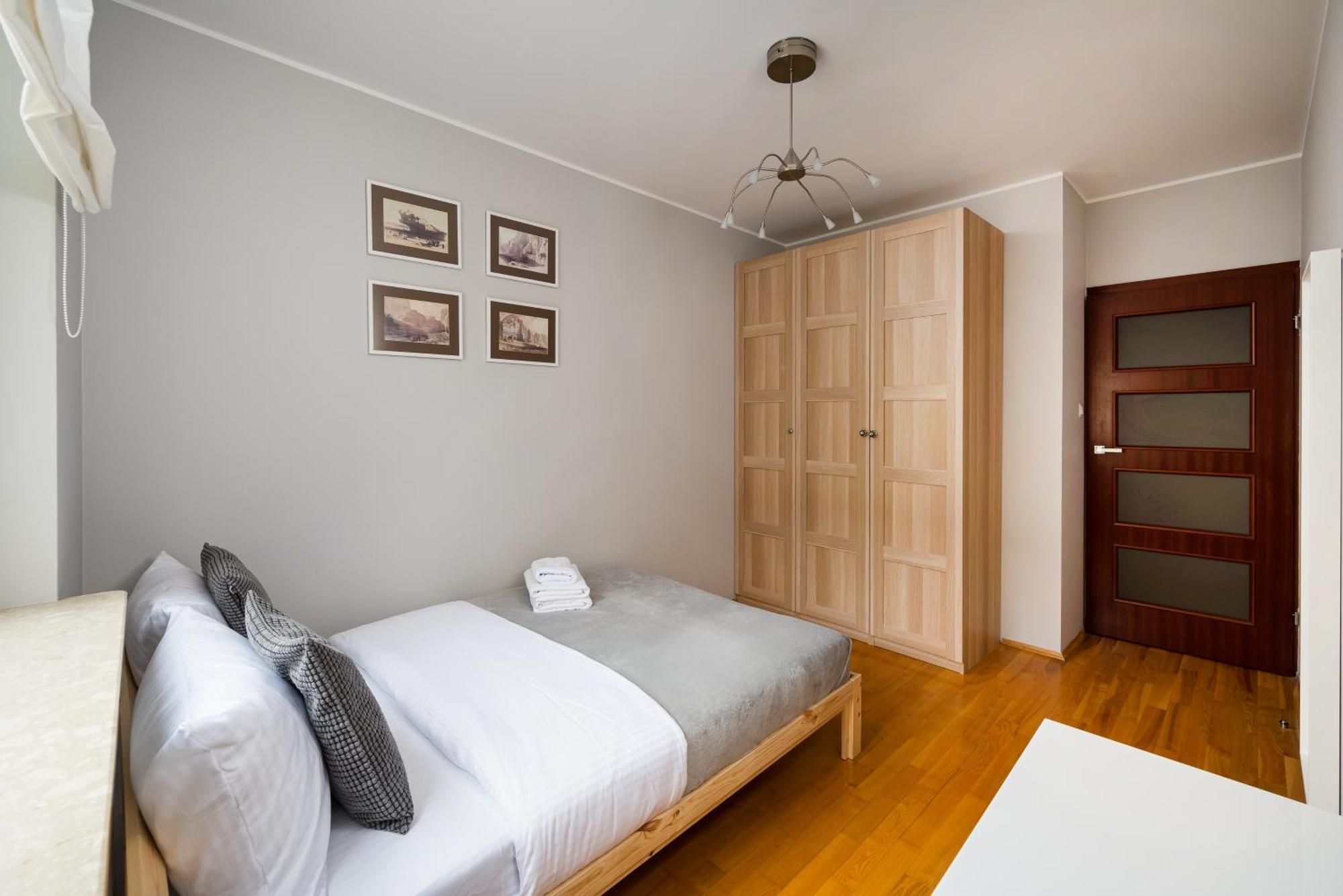 Metro Ksiecia Janusza Cosy Apartment Warszawa Zewnętrze zdjęcie